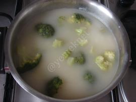 Sütlü Brokoli Çorbası