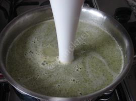 Sütlü Brokoli Çorbası