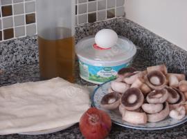 Mantarlı Rulo Börek