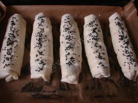 Mantarlı Rulo Börek