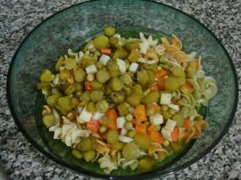 Renkli Makarna Salatası