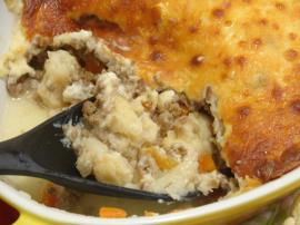 Beşamel Soslu Kıymalı Karnabahar