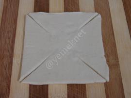 Rüzgar Gülü Böreği