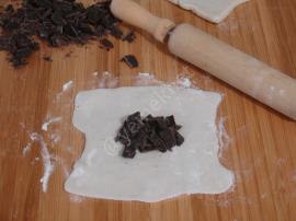 Çikolatalı Milföy Topları