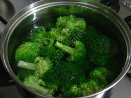 Kremalı Brokolili Makarna