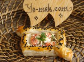 Peynirli Milföy Böreği