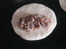 Kıymalı Nişastalı Poğaça