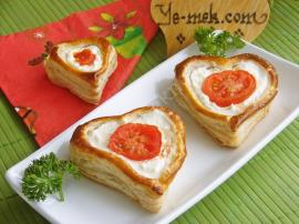 Puff Pastry Hearts With Labneh Recipe