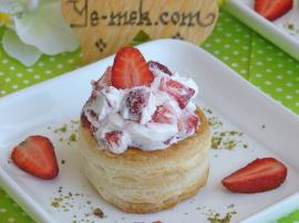 Strawberry Cream Vol-au-vents Recipes
