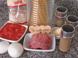 Domates Soslu Köfteli Makarna