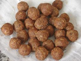 Domates Soslu Köfteli Makarna