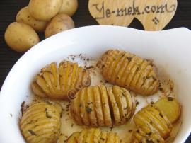 Fresh Baked Potato with Butter Recipe