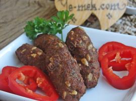 Meatballs With Sunflower Seeds Recipe