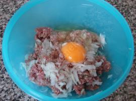 Meatballs With Sunflower Seeds Recipe