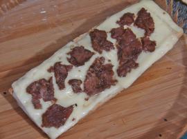 Braised Meat Bread Pizza Recipe