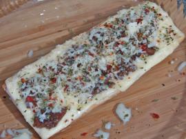 Braised Meat Bread Pizza Recipe
