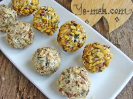 Feta Cheese Balls With Walnut And Pistachios Recipe