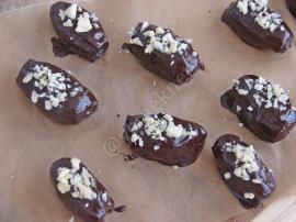 Bademli Çikolatalı Hurma Tatlısı