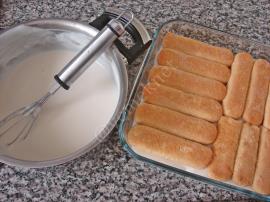 Damla Sakızlı Kedi Dili Pasta