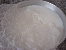 Muhallebili Güllaç