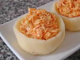 Patates Çanağında Havuç Salatası
