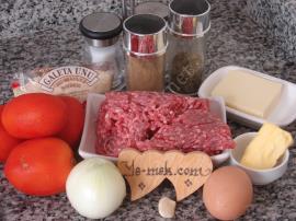 Fırında Domates Soslu Kaşarlı Köfte