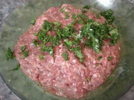 Fırında Domates Soslu Kaşarlı Köfte