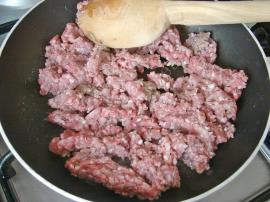 Kıymalı Karnıyarık Böreği