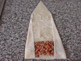 Kıymalı Karnıyarık Böreği