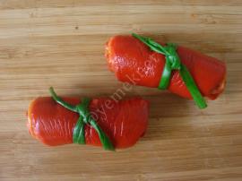 Közlenmiş Kırmızı Biber Sarması