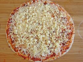 4 Peynirli Tortilla Pizza