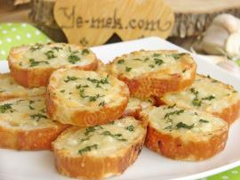 Baked Garlic Bread Recipe