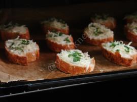 Baked Garlic Bread Recipe