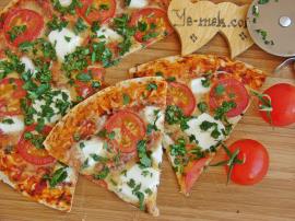 Maydanozlu Tortilla Pizza