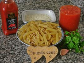 Penne Arabiatta Recipe (Spicy Tomato Sauce Pasta)