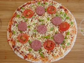 Karışık Tortilla Pizza