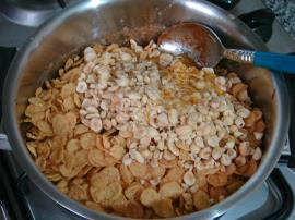 Metro Çikolatalı Mısır Gevrekli Kurabiye