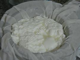 Ev Yapımı Köy Peyniri