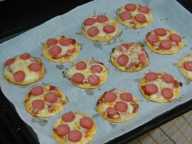 Tortilladan Minik Pizzalar