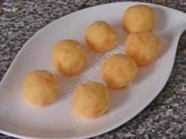 Yoğurt Soslu Patates Topları