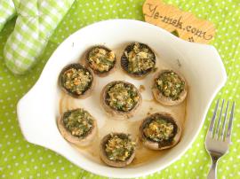 Fırında Peynirli Cevizli Mantar Dolması