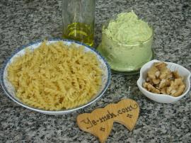 Avokado Soslu Cevizli Makarna