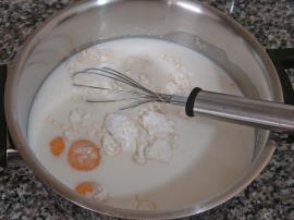 Pastane Usulü Muzlu Rulo Pasta