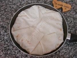 Peynirli Tava Böreği