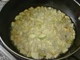 Şakşukalı Kırmızı Biber Dolması