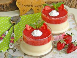 Çilek Soslu Muhallebi