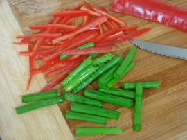 Sauteed Chicken With Fresh Onion Recipe