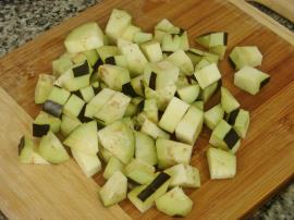 Zeytinyağlı Patlıcanlı Enginar Dolması