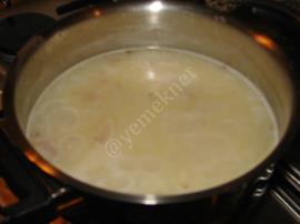 Bademli Tavuk Çorbası