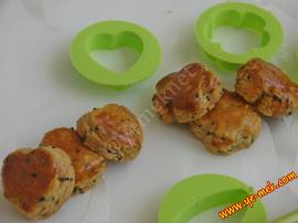 Çörek Otlu Mini Tuzlu Kurabiye